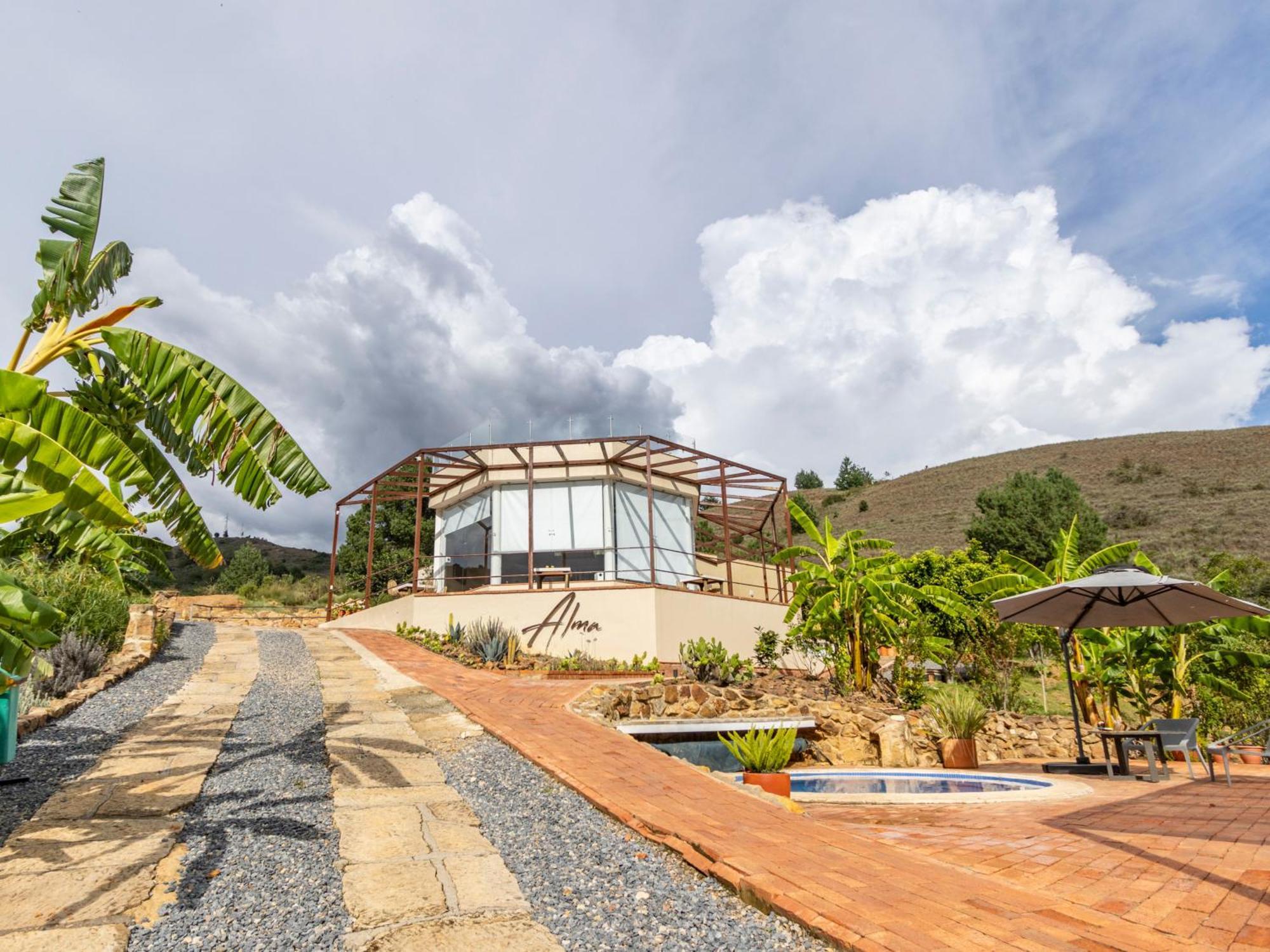 Alma Hotel 4*
